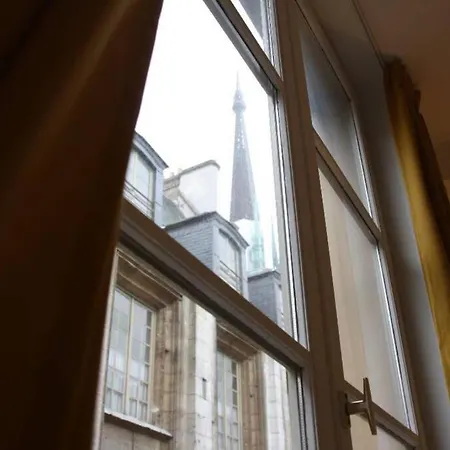 Hypercentre Cathedrale شقة